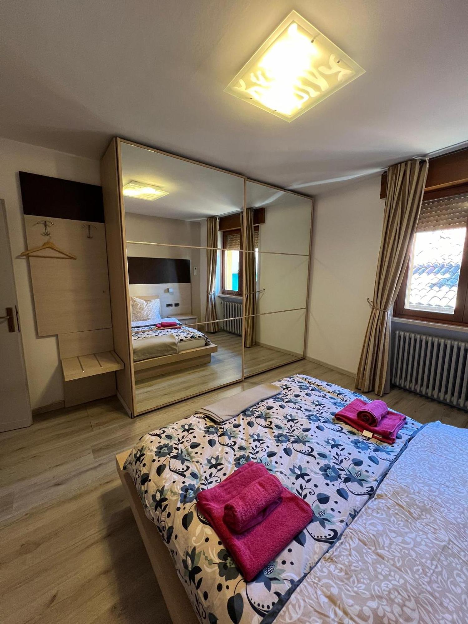 B&B Al Vittoriale Da Maja Гардоне Ривера Екстериор снимка