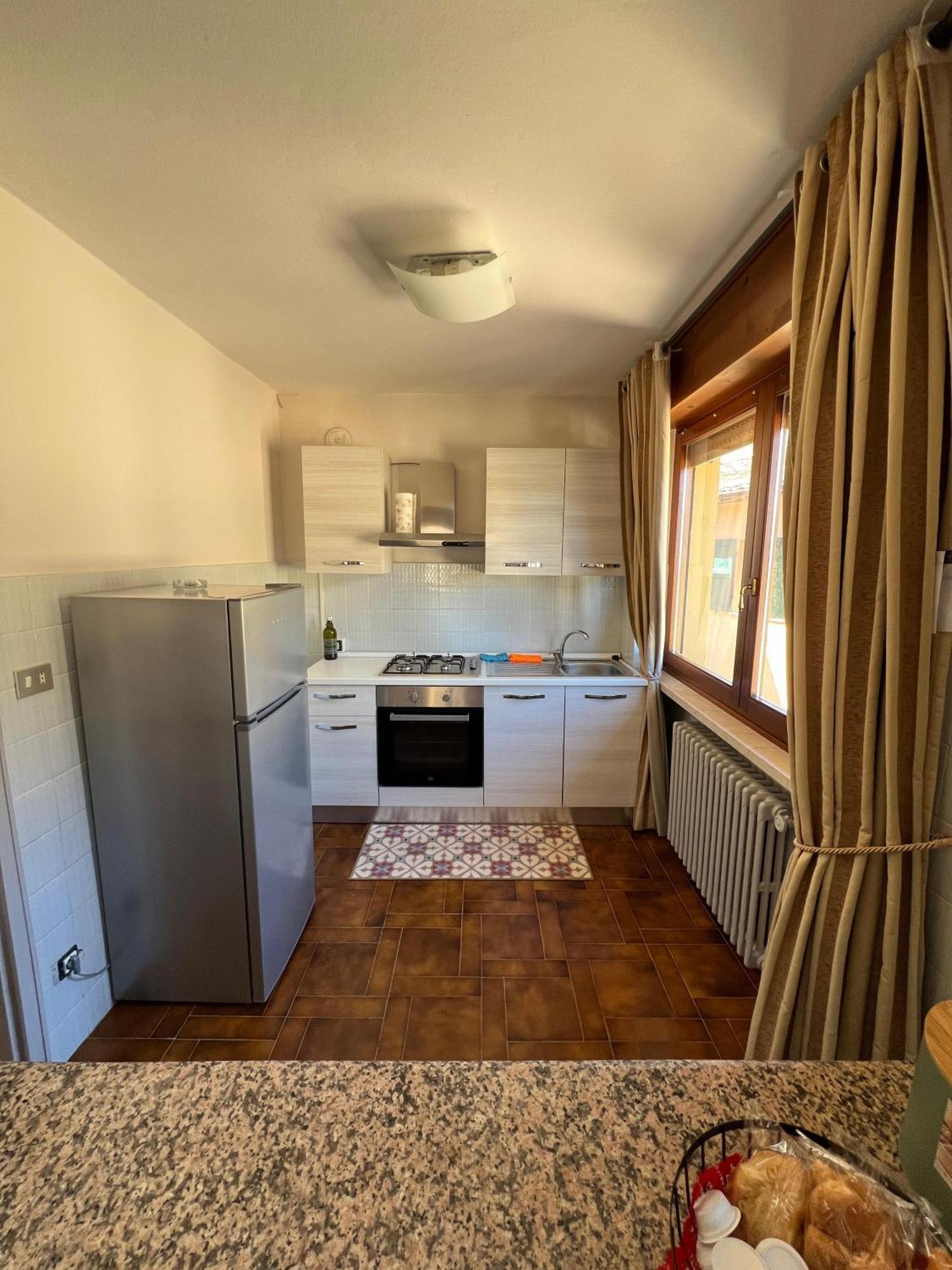 B&B Al Vittoriale Da Maja Гардоне Ривера Екстериор снимка