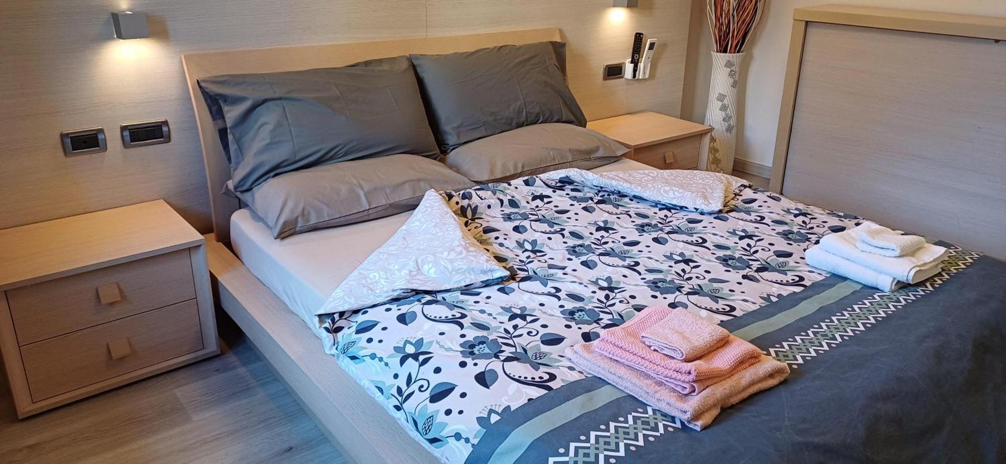 B&B Al Vittoriale Da Maja Гардоне Ривера Екстериор снимка