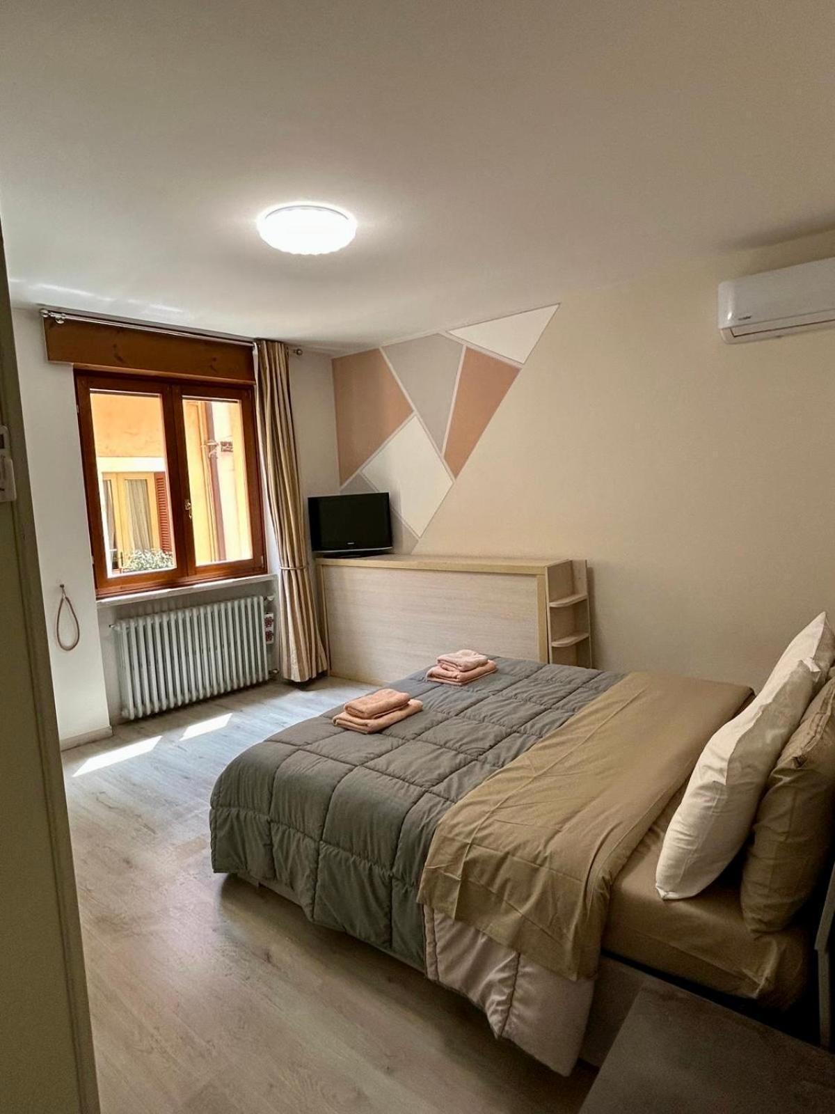 B&B Al Vittoriale Da Maja Гардоне Ривера Екстериор снимка